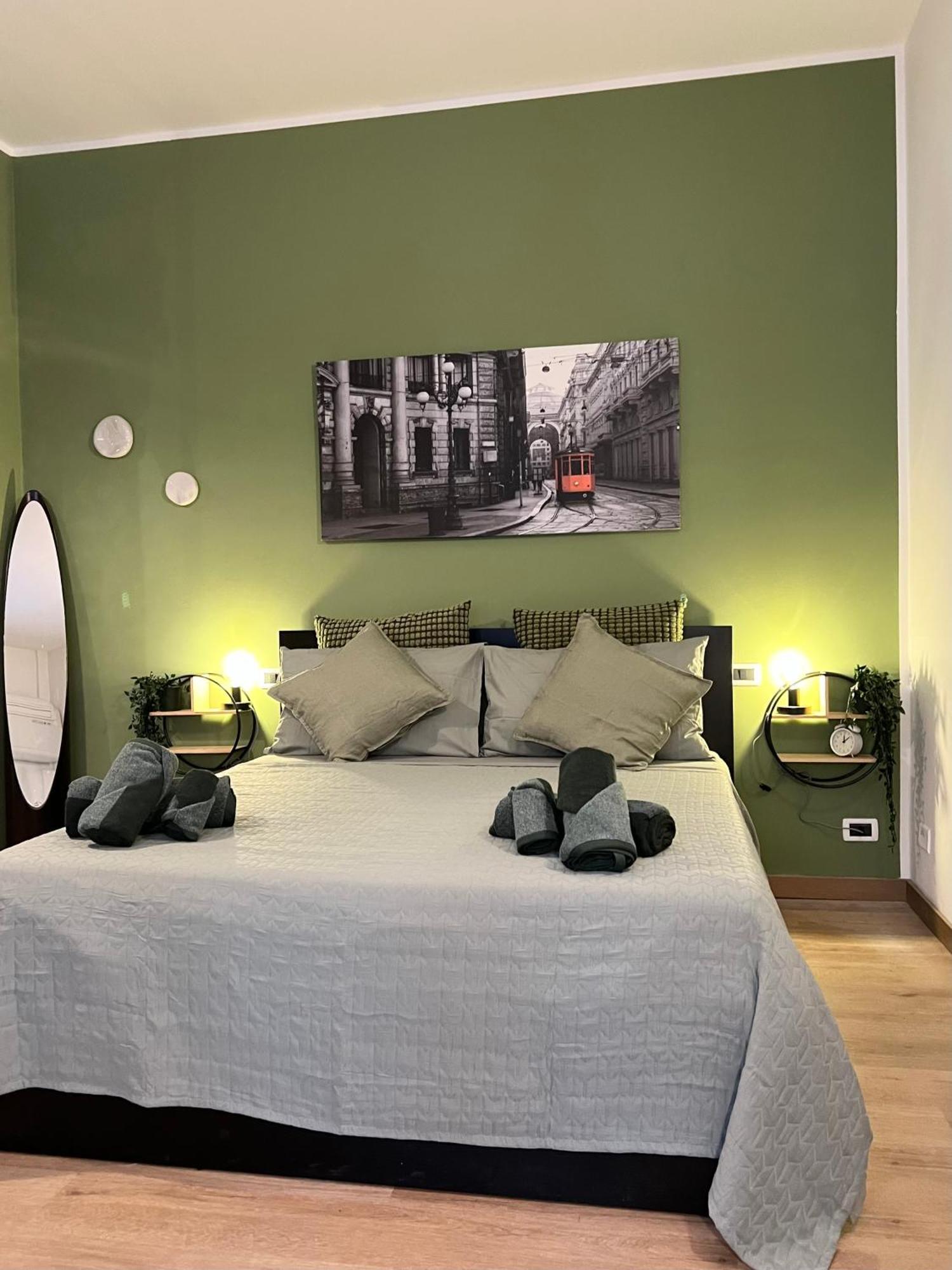 La Bella Milano Charme Apartment 3 Km Away From Duomo/ Netflix & Wi-Fi Included Kültér fotó